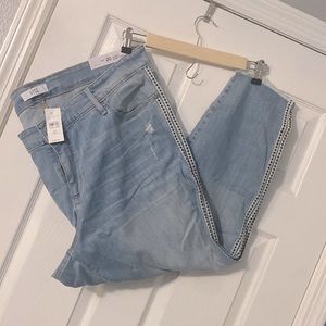 The cutest LOFT Jeans- Modern Skinny Crop
